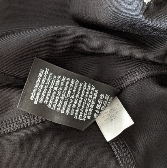 Pink Victoria's Secret ultimate leggings - Picture 10 of 12